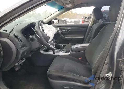 2015 Nissan Altima 2.5 из США, поврежденный, VIN 1N4AL3APXFN921491